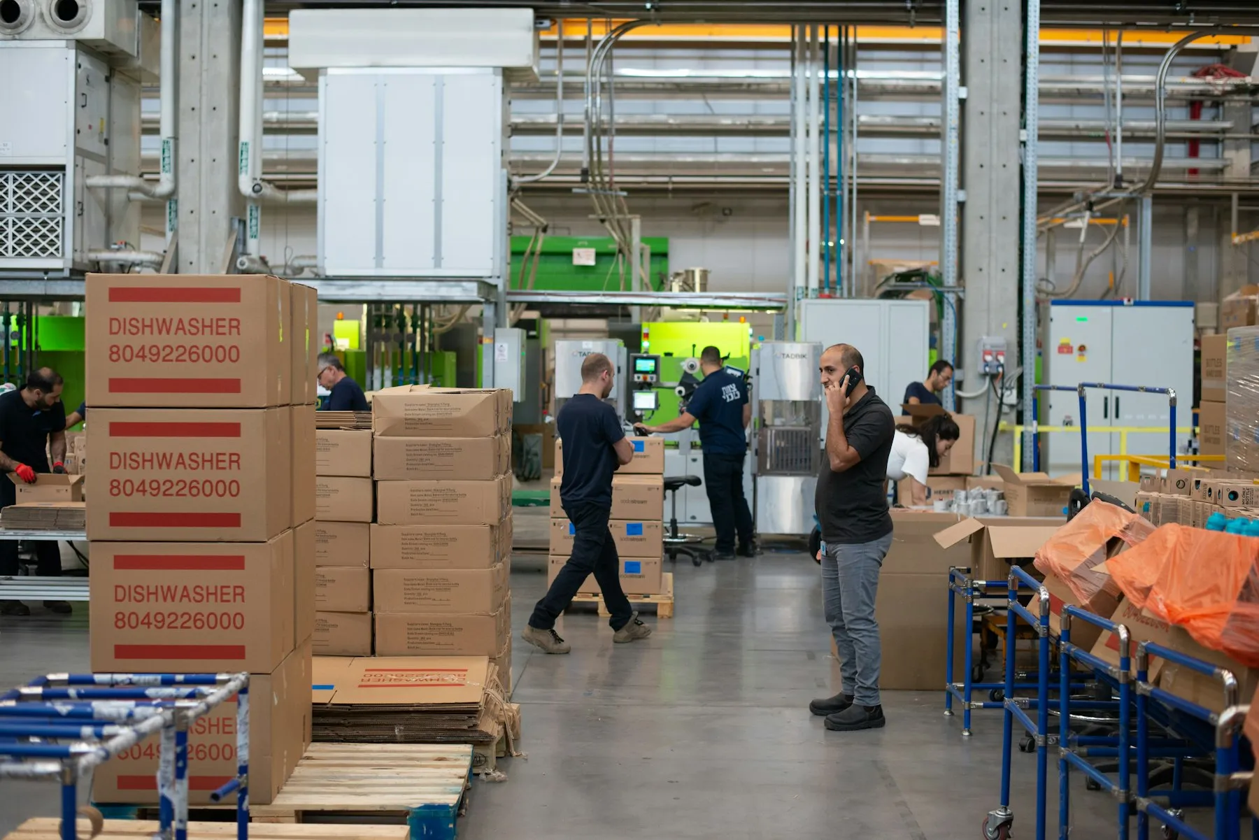Warehouse staffing team packing orders