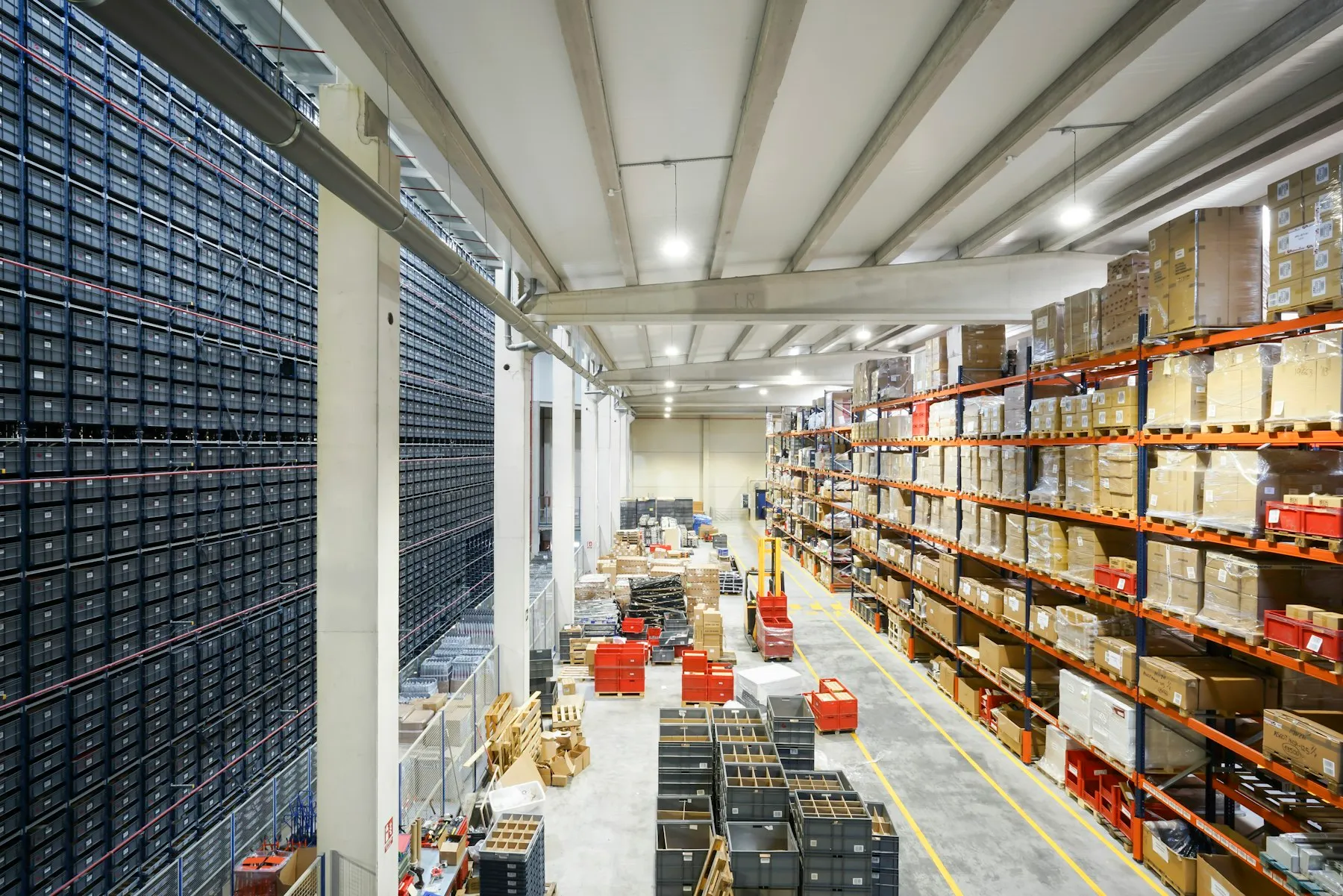Industrial and warehouse workforce staffing